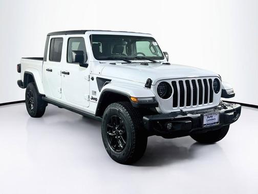Bright White Clearcoat 2023 Jeep Gladiator Freedom 4x4