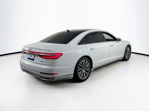 Glacier White Metallic 2021 Audi A8 L 55