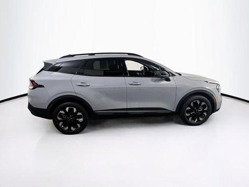 Wolf Gray 2023 Kia Sportage X-Line