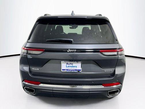 Baltic Gray Metallic Clearcoat 2022 Jeep Grand Cherokee Overland