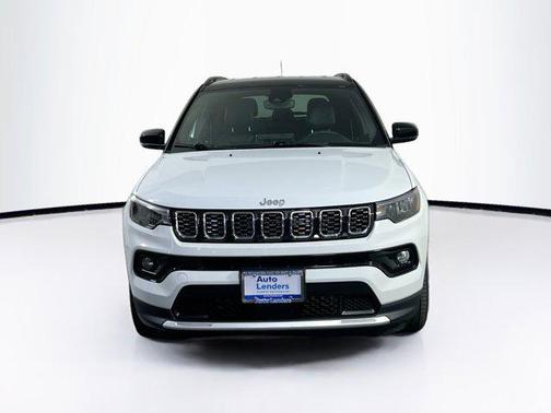 Bright White Clearcoat 2024 Jeep Compass Limited