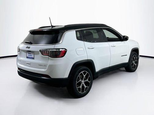 Bright White Clearcoat 2024 Jeep Compass Limited