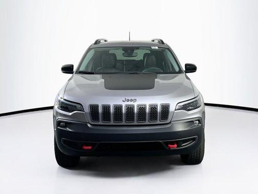 Billet Silver Metallic Clearcoat 2022 Jeep Cherokee Trailhawk