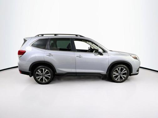Ice Silver Metallic 2023 Subaru Forester Limited