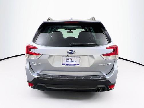 Ice Silver Metallic 2023 Subaru Forester Limited
