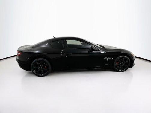 2014 Maserati GranTurismo Sport
