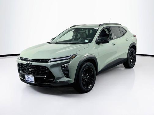 Cacti Green 2025 Chevrolet Trax FWD ACTIV