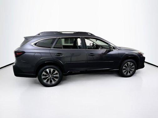 Magnetite Gray Metallic 2023 Subaru Outback Limited