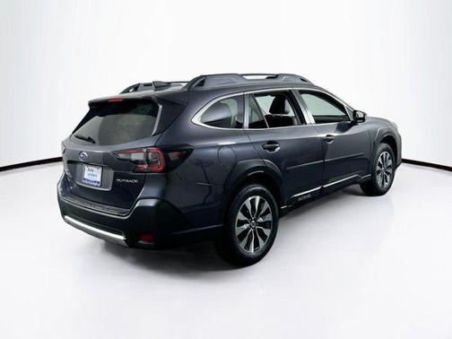 Magnetite Gray Metallic 2023 Subaru Outback Limited