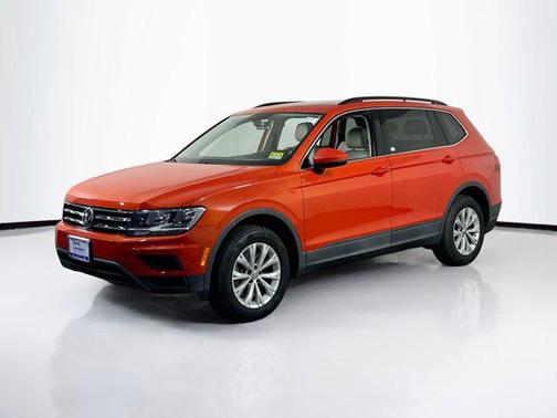 Habanero Orange Metallic 2019 Volkswagen Tiguan 2.0T SE 4MOTION