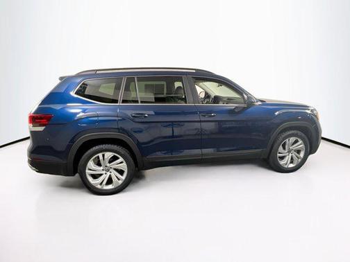 2022 Volkswagen Atlas 3.6L SE w/Technology