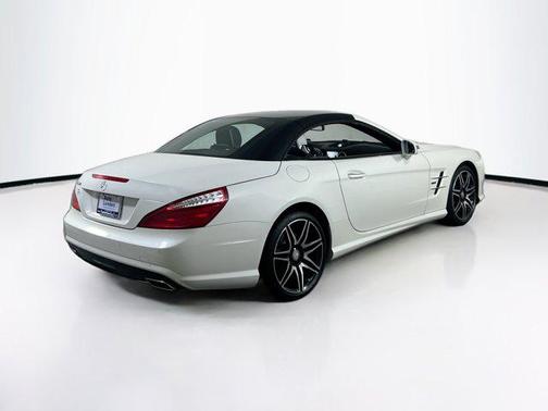 2015 Mercedes-Benz SL-Class 2dr Roadster SL 550