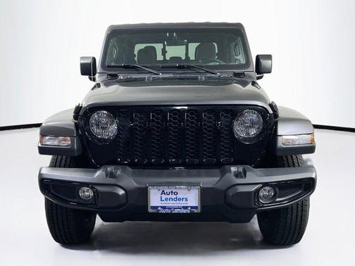 2022 Jeep Gladiator Altitude 4x4
