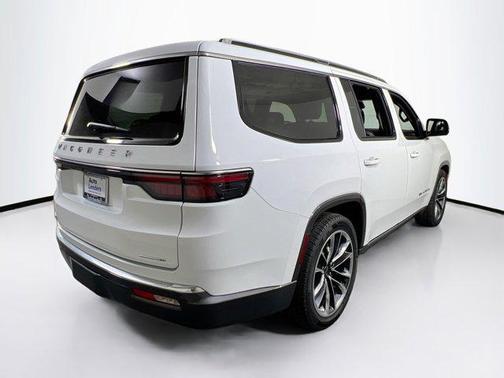 2022 Jeep Wagoneer Series III 4x4