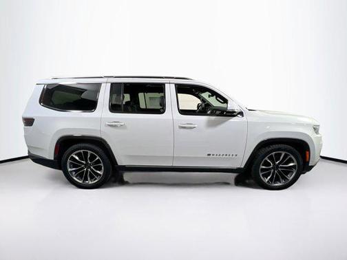2022 Jeep Wagoneer Series III 4x4