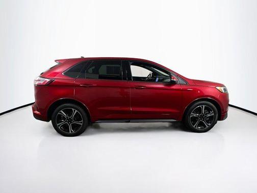 2022 Ford Edge ST
