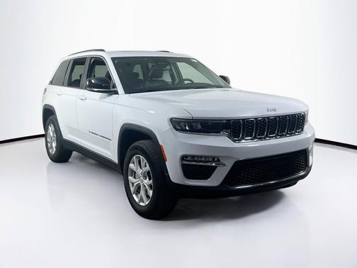 Bright White Clearcoat 2023 Jeep Grand Cherokee Limited
