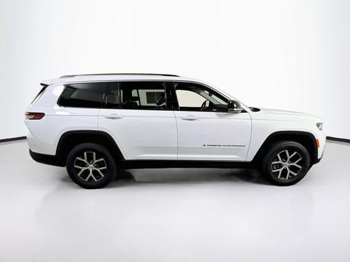 Bright White Clearcoat 2023 Jeep Grand Cherokee L Limited