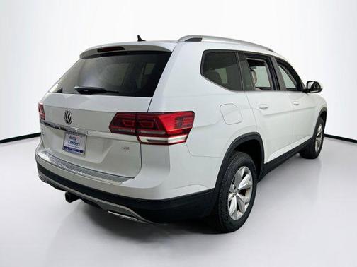Pure White 2019 Volkswagen Atlas 3.6L SE
