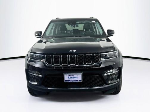 Diamond Black Crystal Pearlcoat 2023 Jeep Grand Cherokee Limited