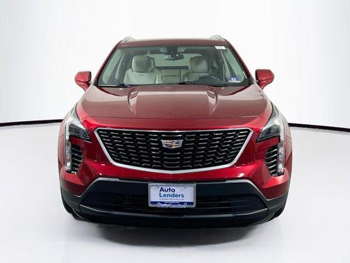 Red Horizon Tintcoat 2019 Cadillac XT4 Luxury