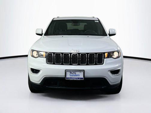 2022 Jeep Grand Cherokee Laredo