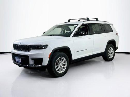 Bright White Clearcoat 2023 Jeep Grand Cherokee L Laredo