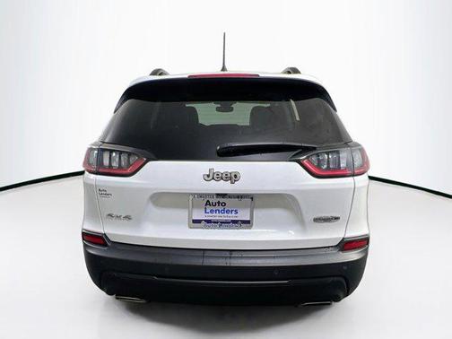 2022 Jeep Cherokee Latitude Lux