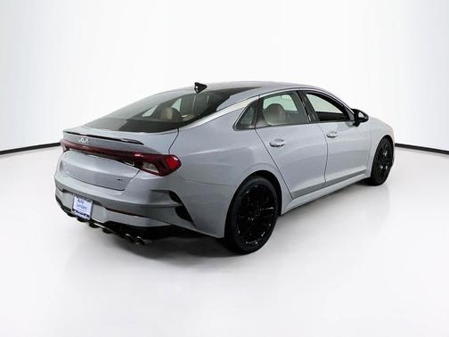Wolf Gray 2024 Kia K5 GT