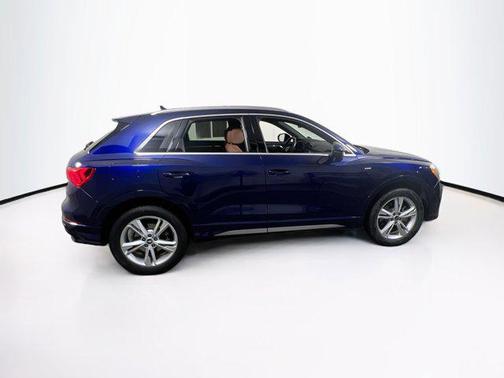 2021 Audi Q3 45 S line Premium