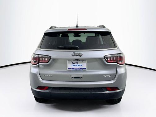 Billet Silver Metallic Clearcoat 2022 Jeep Compass Latitude Lux