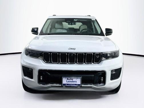 Bright White Clearcoat 2023 Jeep Grand Cherokee Overland