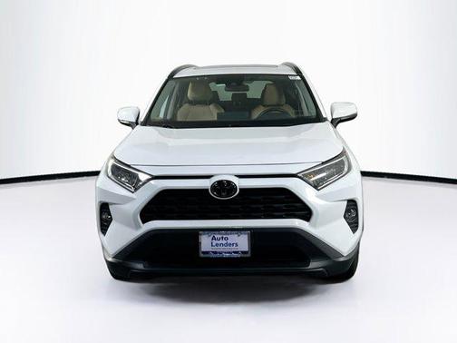 Super White 2019 Toyota RAV4 XLE