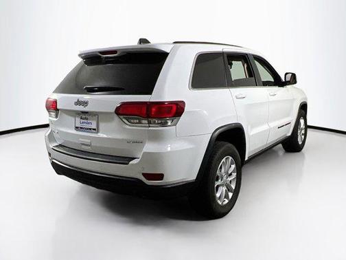 Bright White Clearcoat 2022 Jeep Grand Cherokee Laredo