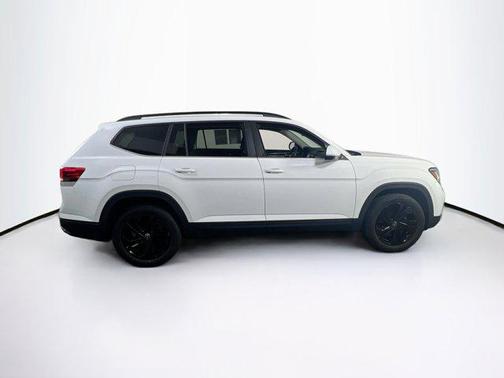 2022 Volkswagen Atlas 3.6L SE w/Technology