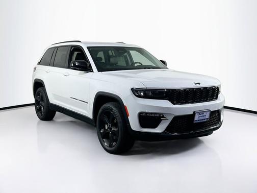 Bright White Clearcoat 2023 Jeep Grand Cherokee Limited