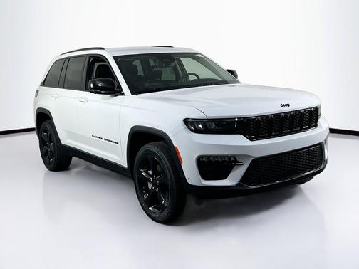 Bright White Clearcoat 2023 Jeep Grand Cherokee Limited