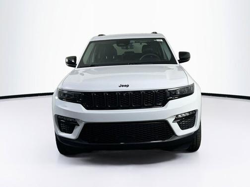 Bright White Clearcoat 2023 Jeep Grand Cherokee Limited