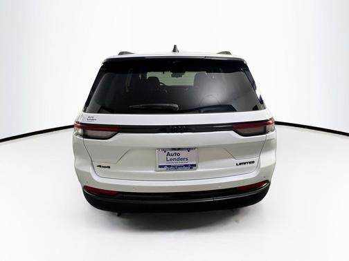Bright White Clearcoat 2023 Jeep Grand Cherokee Limited