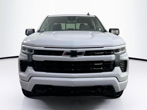 Summit White 2025 Chevrolet Silverado 1500 RST
