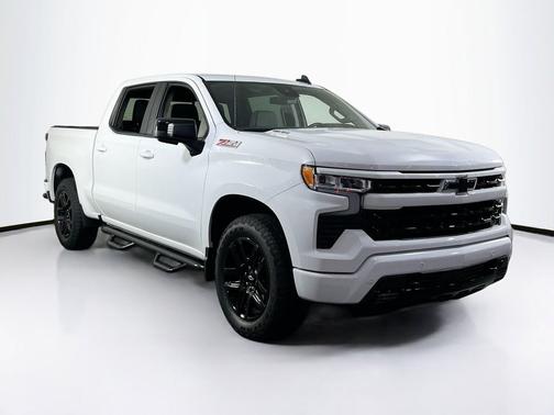 Summit White 2025 Chevrolet Silverado 1500 RST
