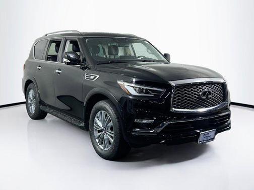 2022 INFINITI QX80 Luxe