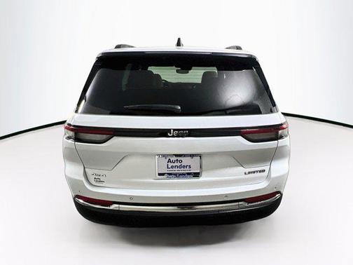 Bright White Clearcoat 2023 Jeep Grand Cherokee Limited