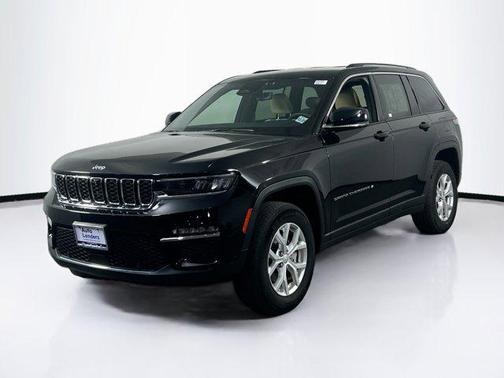 Diamond Black Crystal Pearlcoat 2023 Jeep Grand Cherokee Limited
