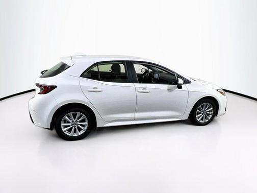 Ice Cap 2024 Toyota Corolla SE