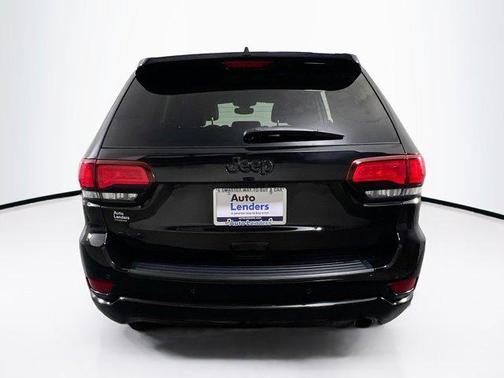 2022 Jeep Grand Cherokee Laredo