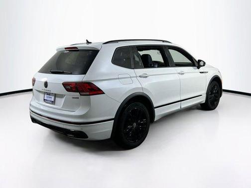 2022 Volkswagen Tiguan 2.0T SE R-Line Black 4MOTION