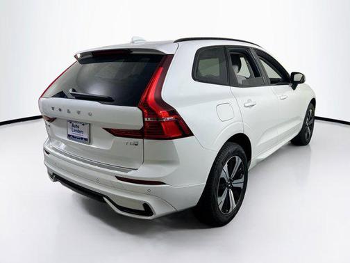 Crystal White Metallic 2025 Volvo XC60 Plug-In Hybrid Core, T8 AWD Electric/Gasoline, Dark