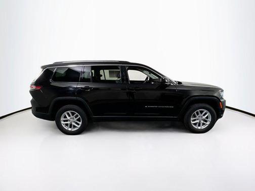 2021 Jeep Grand Cherokee L Laredo