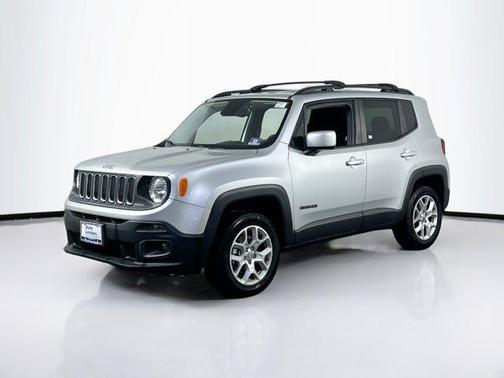 Glacier Metallic 2017 Jeep Renegade Latitude
